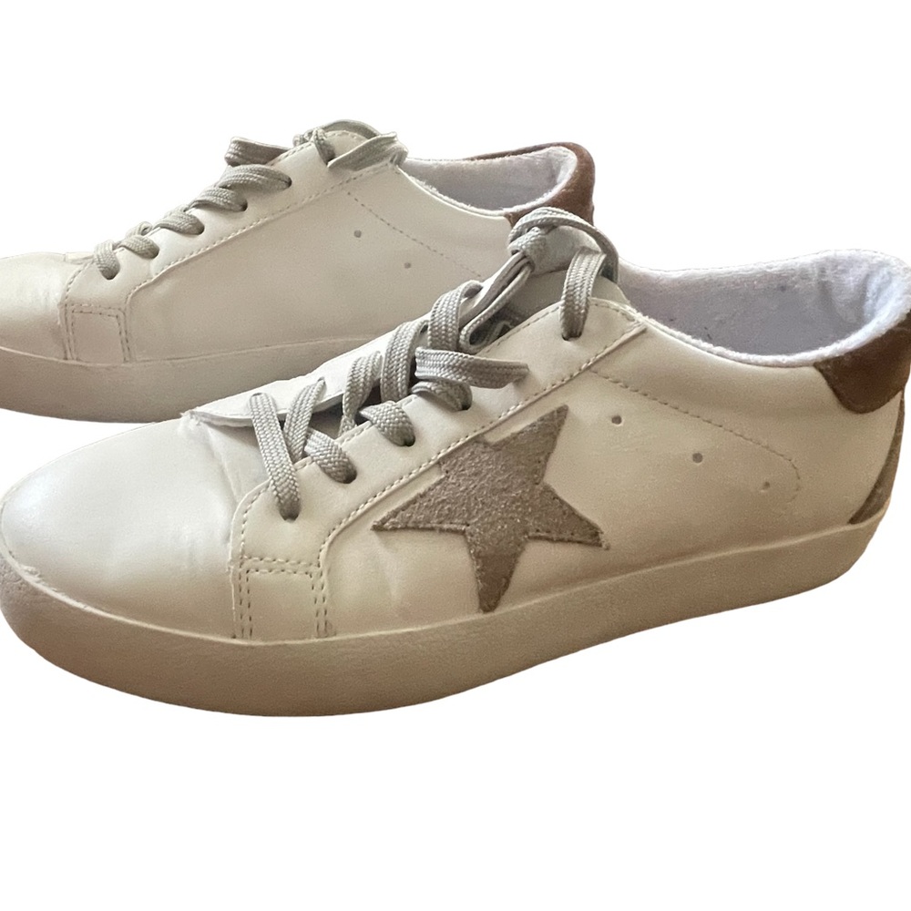 Kell Parker suede Star white platform sneakers sz 7.5